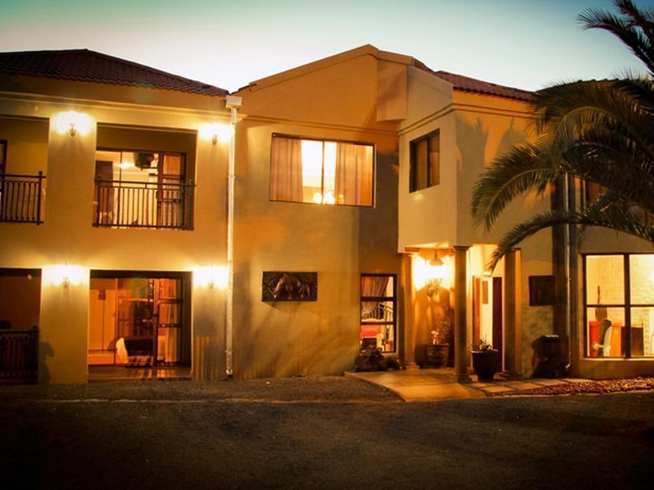 African Sands Guesthouse Load Shedding Free บลูมฟอนเทน ภายนอก รูปภาพ