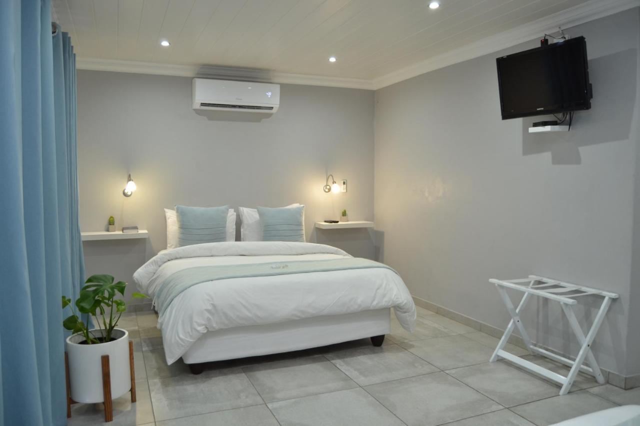 African Sands Guesthouse Load Shedding Free บลูมฟอนเทน ภายนอก รูปภาพ