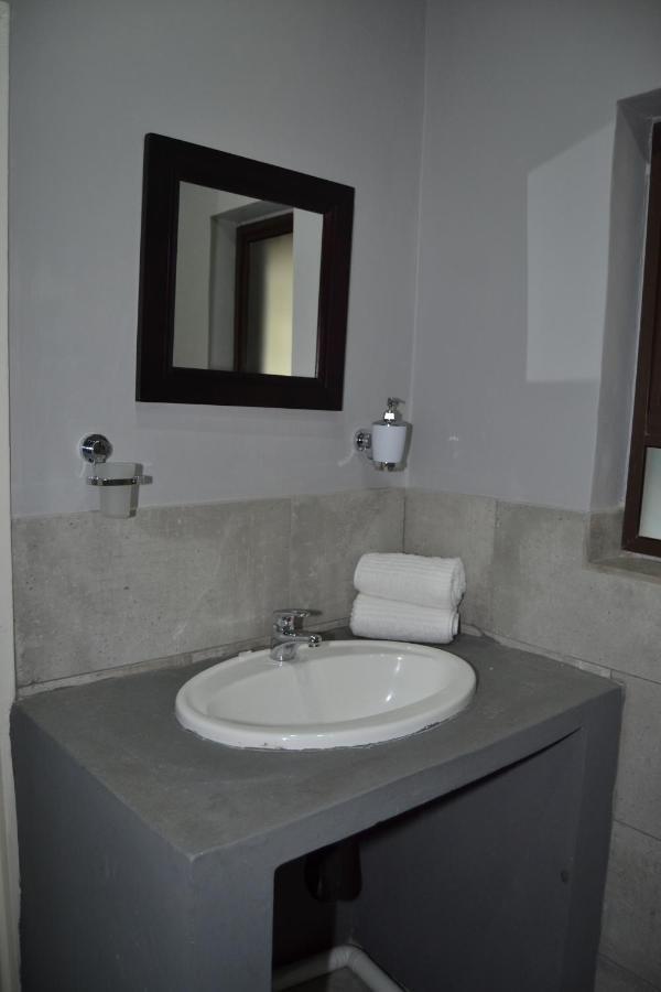 African Sands Guesthouse Load Shedding Free บลูมฟอนเทน ภายนอก รูปภาพ