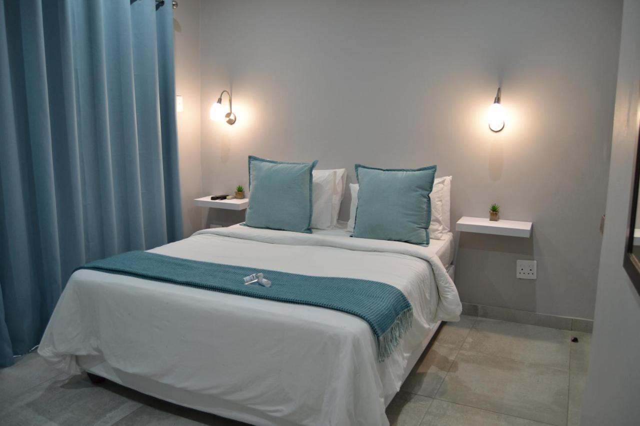 African Sands Guesthouse Load Shedding Free บลูมฟอนเทน ภายนอก รูปภาพ
