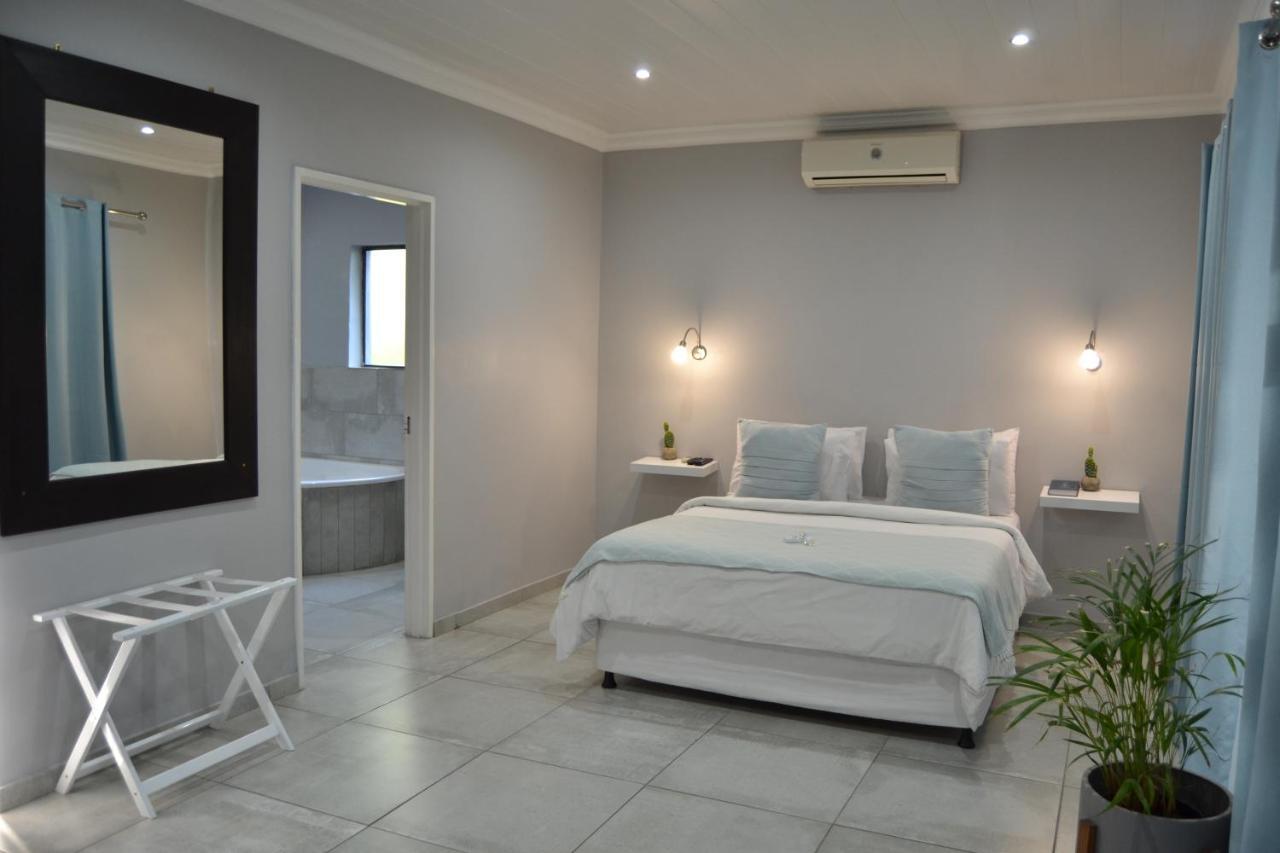 African Sands Guesthouse Load Shedding Free บลูมฟอนเทน ภายนอก รูปภาพ